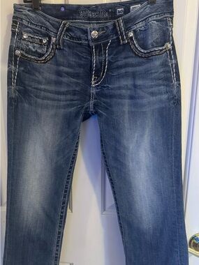 Miss Me Women's Mid-Rise Blue Distressed Capris -Size 30